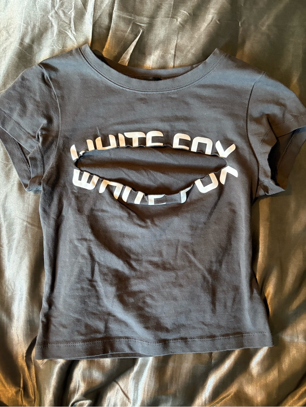 White fox cut out crop top